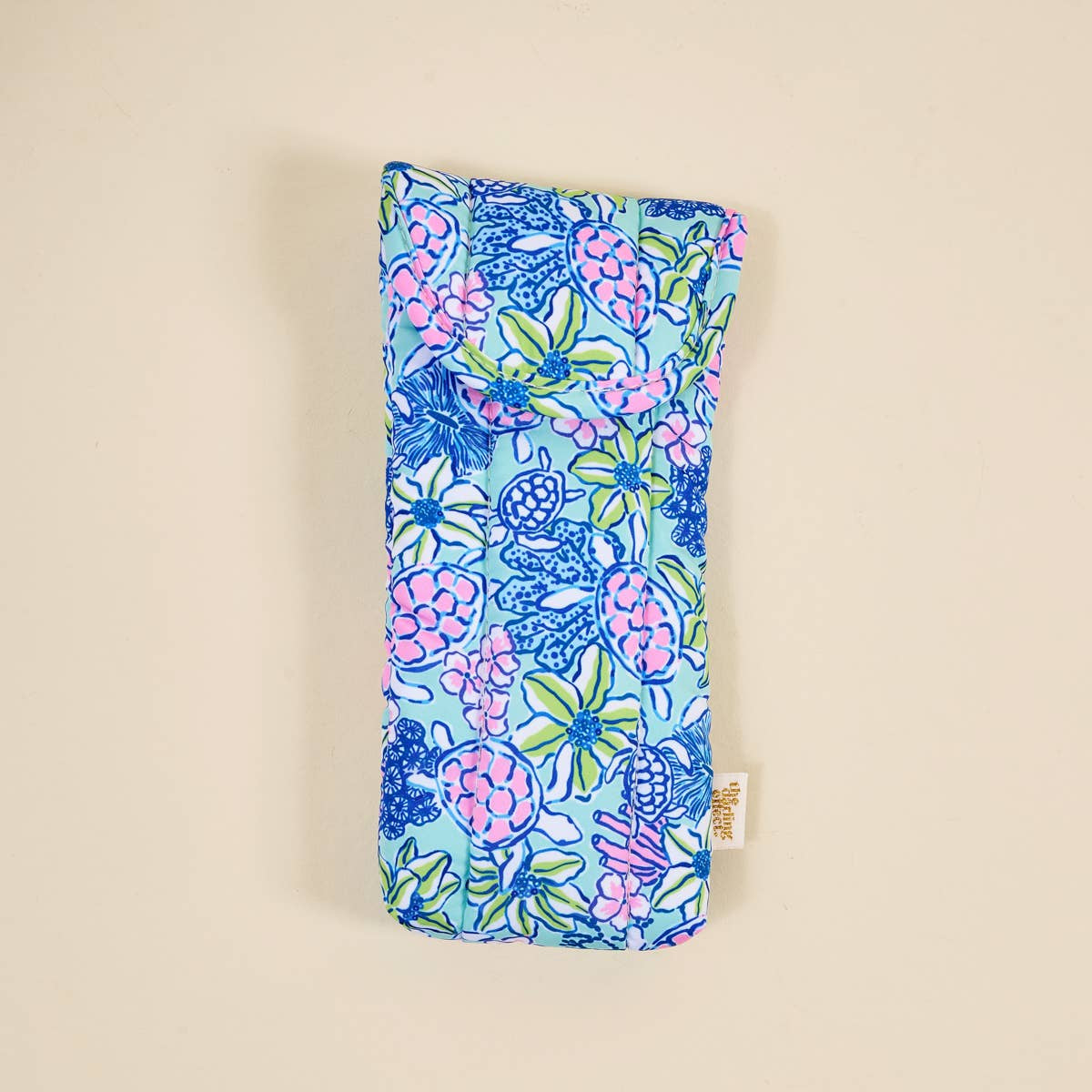 Puffy Sunglasses Case–Coastal Cove